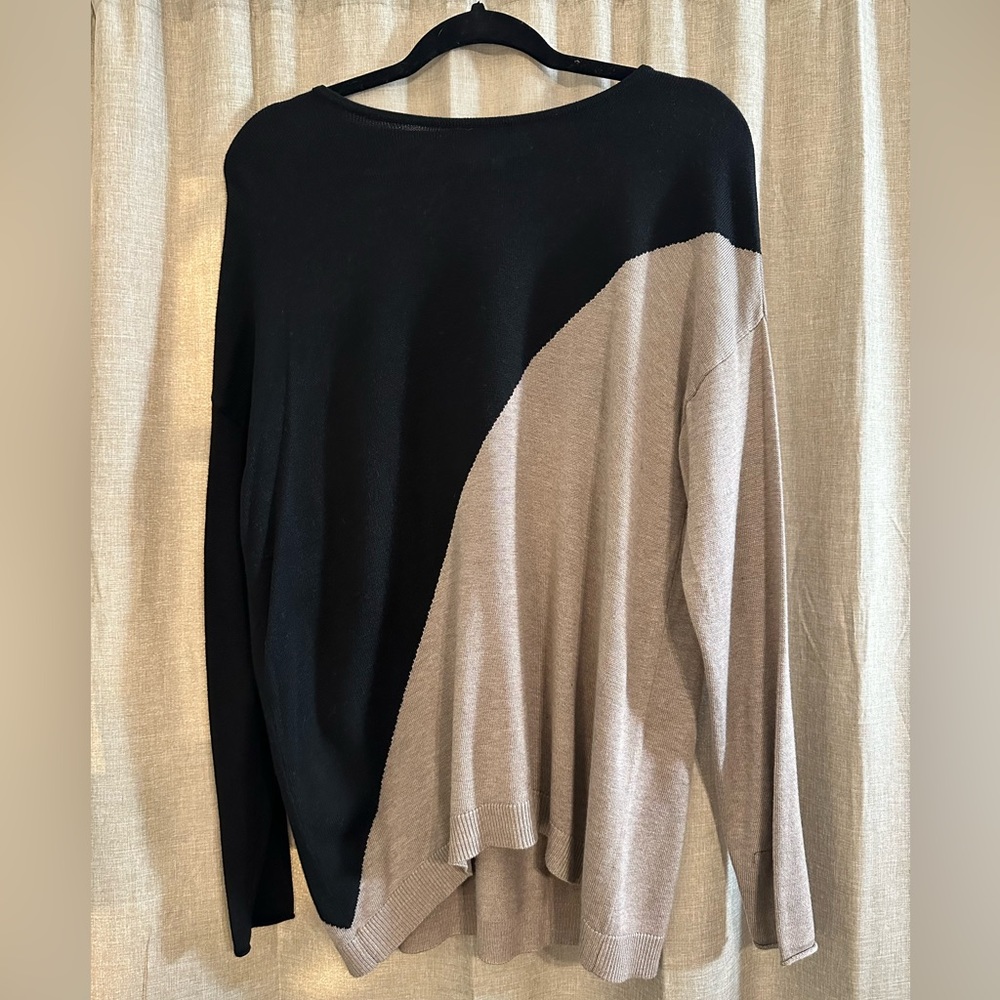 Joan Vass Colorblock Light Knit Sweater - Black,Sand , size L